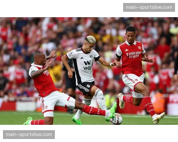 赛前最后一练,阿森纳重点演练由守转攻第一传,旨在提升进攻发起速度 赛前最后一练,阿森纳重点演练由守转攻第一传,旨在提升进攻发起速度