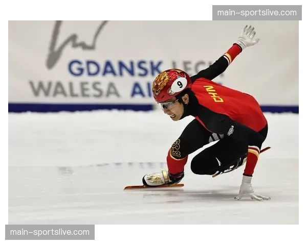 世界短道速滑锦标赛:中国队夺得男子5000米接力冠军 世界短道速滑锦标赛:中国队夺得男子5000米接力冠军