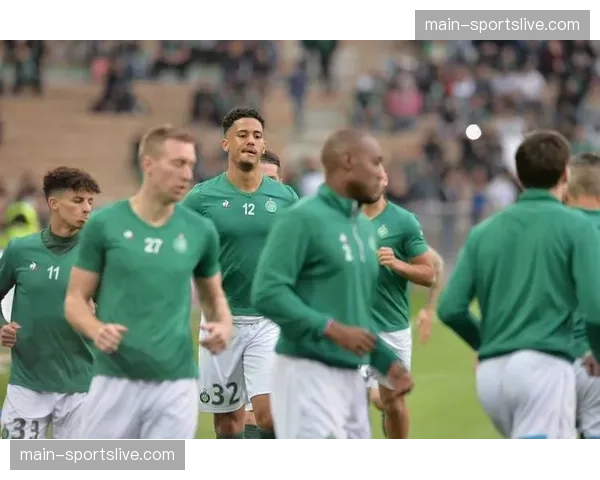 为抗议裁判判罚，一支法乙俱乐部宣布本轮比赛前将沉默15分钟